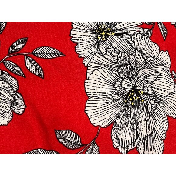 Peace & Pearls red floral camisole tank size M - Picture 7 of 9